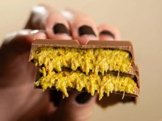 Dubajská čokoláda Mixit s pistáciovou náplní 70 g